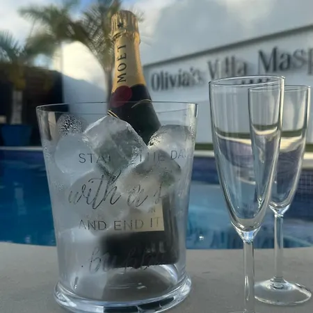 Olivia Holidayhouse * מספאלומס